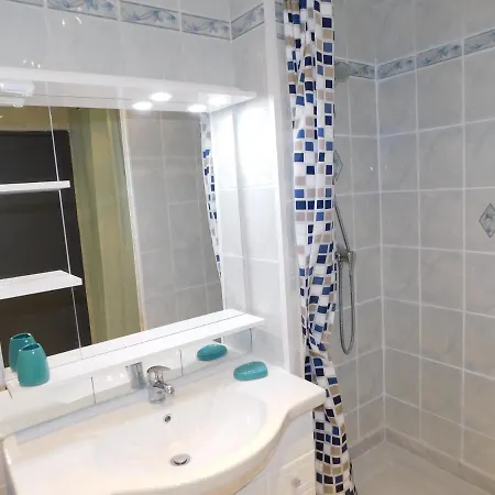 Appartement T2 Residence Du Golfe Rdc, Piscine Parking Prive